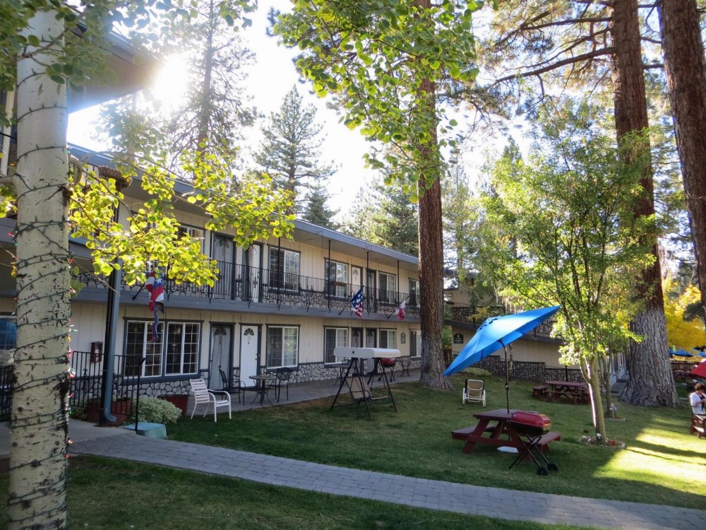 Americana Village Suites