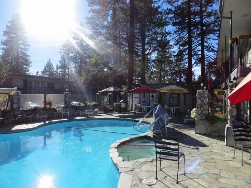 Americana Village Suites image 8